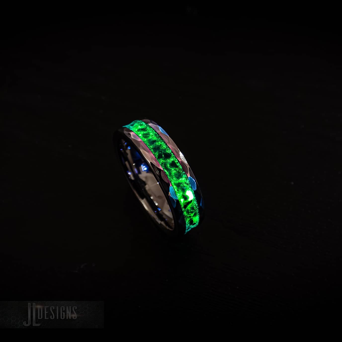 The Lume Ring - D4RK M4TT3R 3D