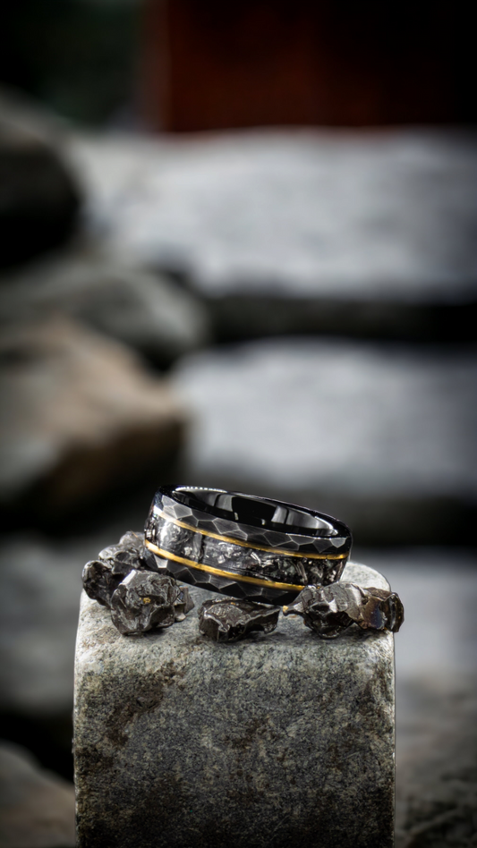 Meteorite glow ring